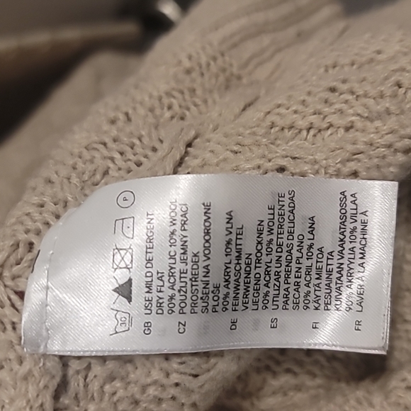 H&M Knit Sweater Dress - Picture 6 of 6